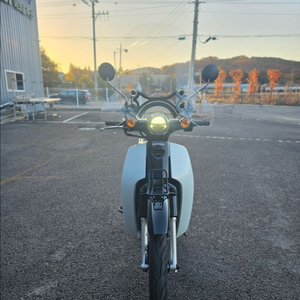 혼다/슈퍼커브110/23년식/8@@@KM/210만원/크롬휠풀옵션