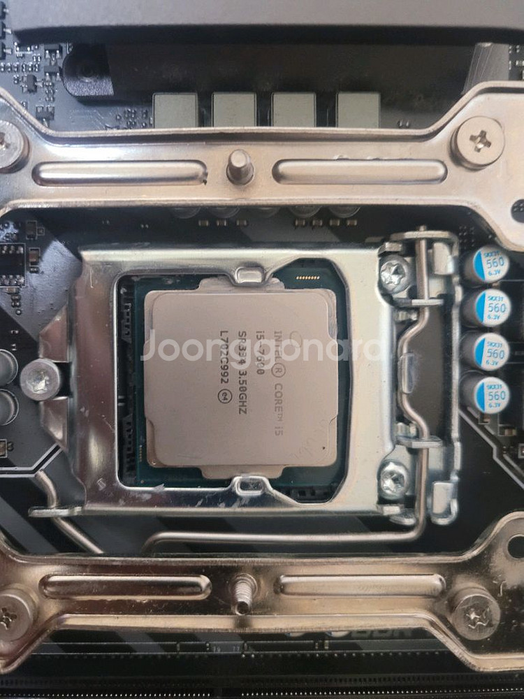 고성능 게이밍컴퓨터 i5, 글카1660 본체 급처--6