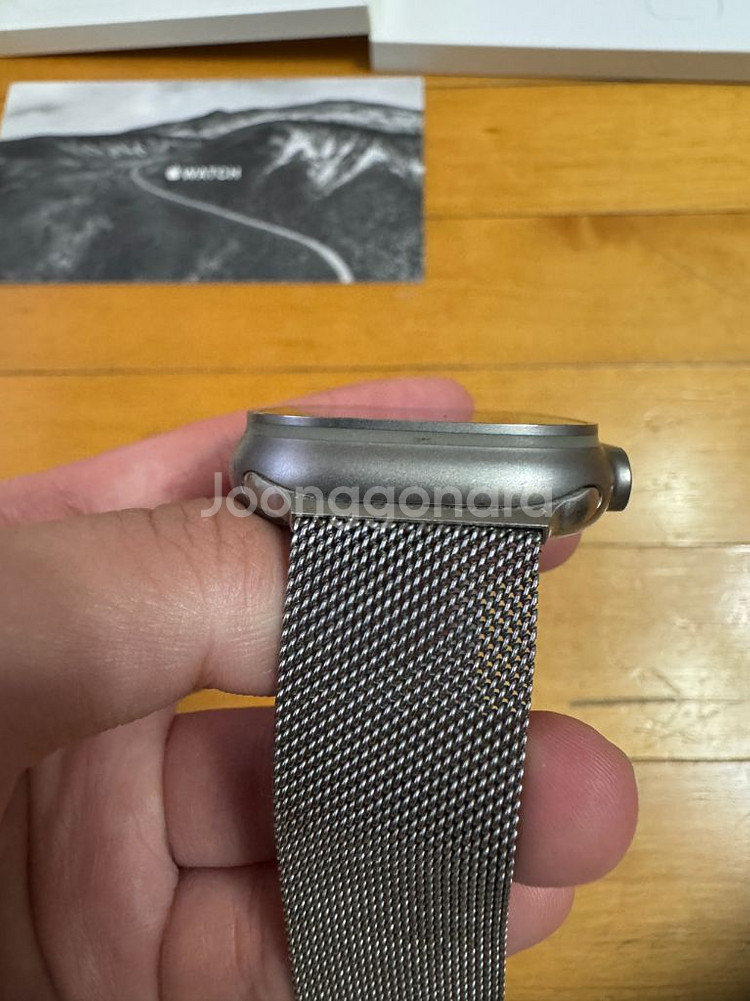 애플워치 울트라 티타늄 49mm 셀룰러 박풀--4