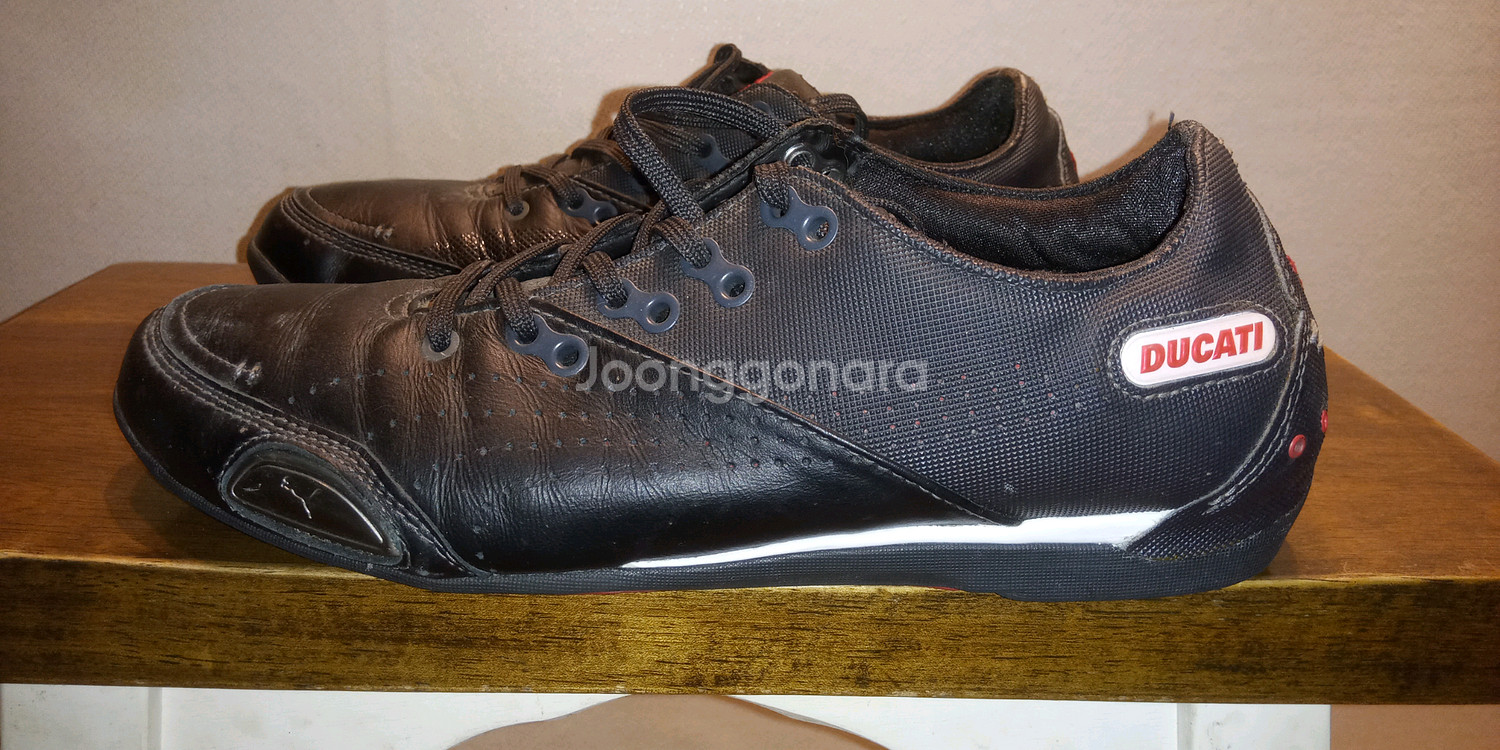 푸마 두카티 ducati 스니커즈 260 팝니다--3