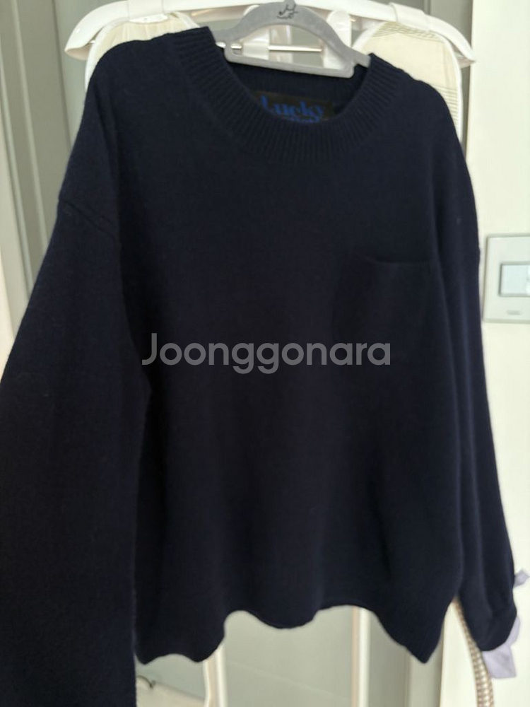 럭키슈에트 소매프릴 캐시미어 니트-프리사이즈---5