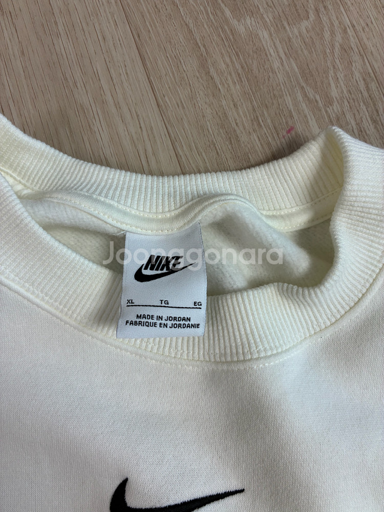 나이키 오버사이즈 맨투맨 프론트 스우시--1