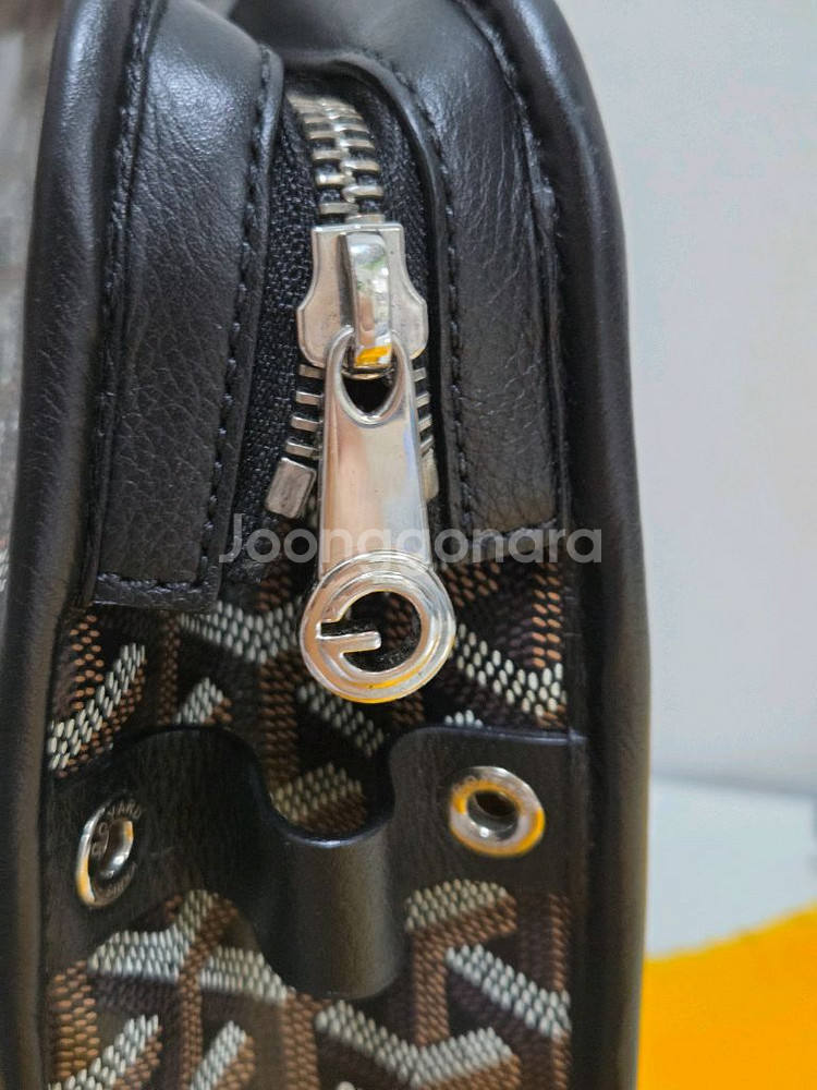 고야드 쥬방스 토일렛 백 클러치 Gm Size Black--4