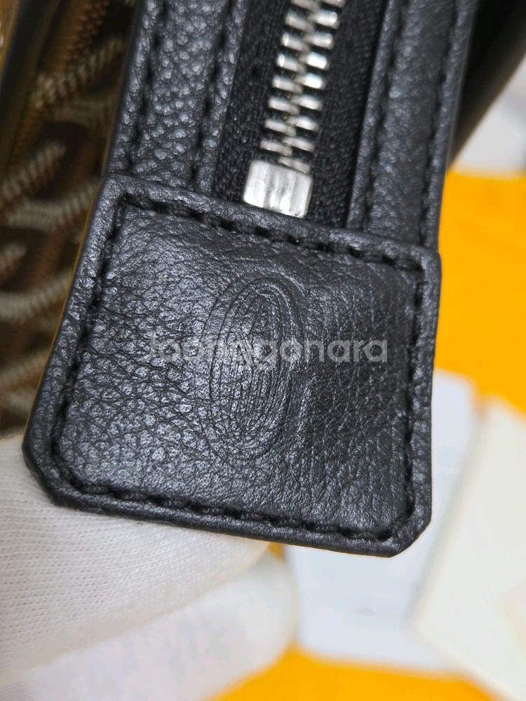 고야드 쥬방스 토일렛 백 클러치 Gm Size Black--6