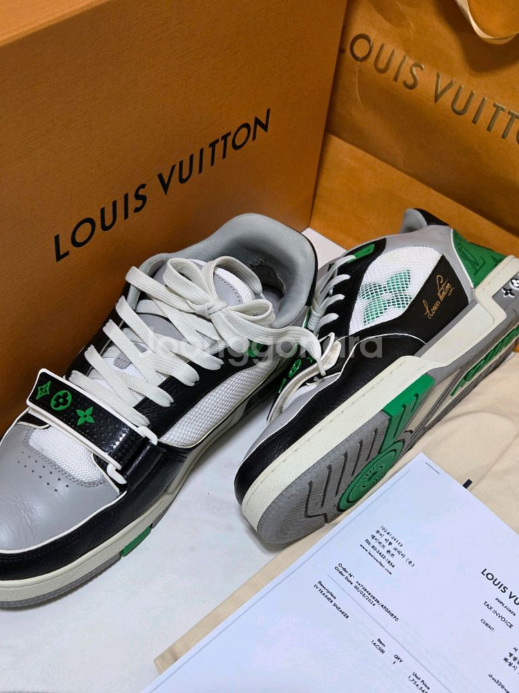 루이비통 벨크로 트레이너 스니커즈 9.5 Size--1