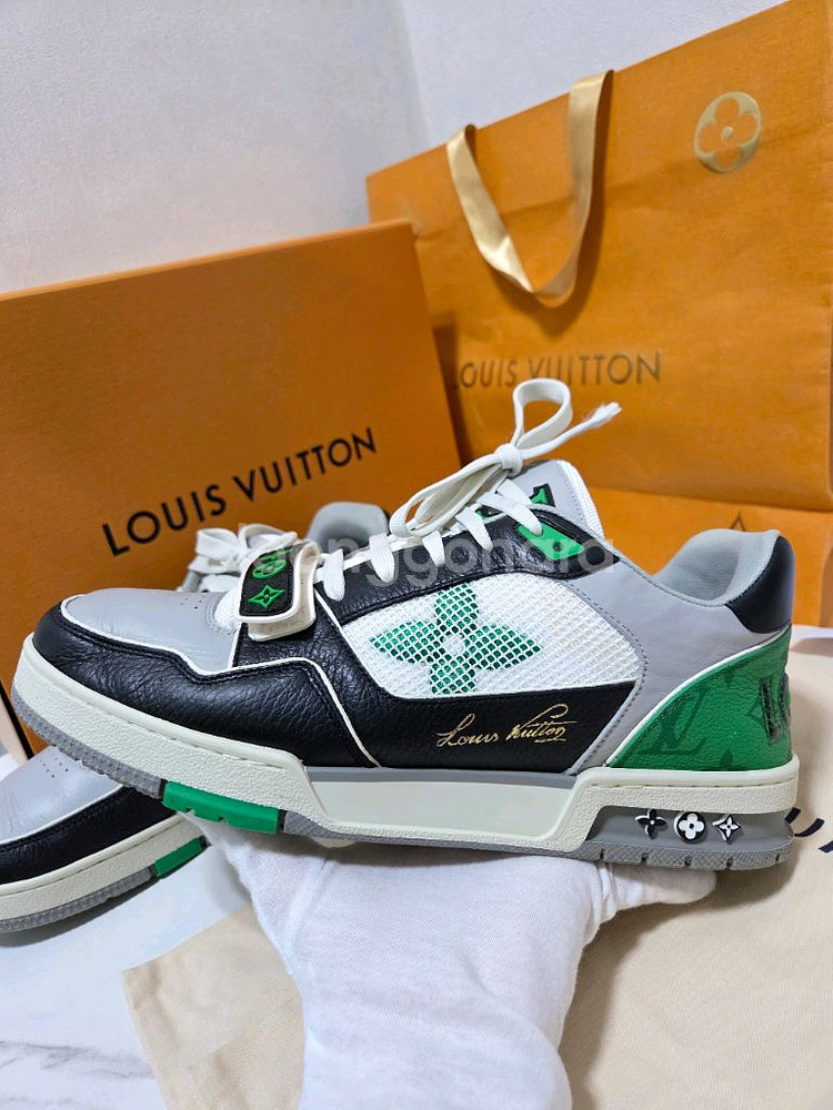 루이비통 벨크로 트레이너 스니커즈 9.5 Size--2