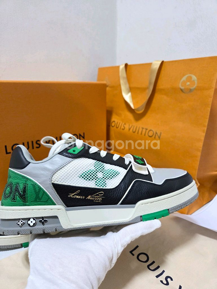 루이비통 벨크로 트레이너 스니커즈 9.5 Size--4