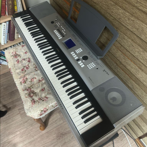 야마하 DGX-530 건반