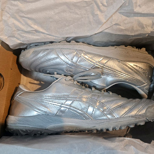 아식스 C3 FF TF 풋살화 실버 245mm