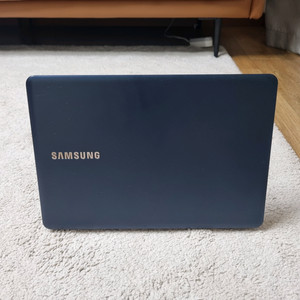 삼성 노트북 (가볍고 얇음) 128g 8g 13만원