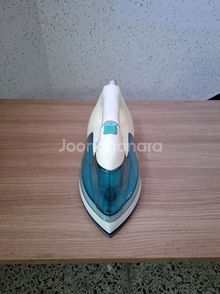 LG Fishron 스팀다리미 ESI-V1252P 판매합니다~~--1