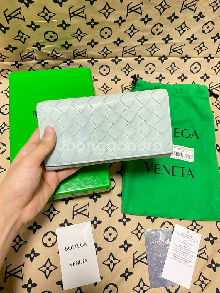 보테가베네타 신형 안트레치아토 지퍼 장지갑--0