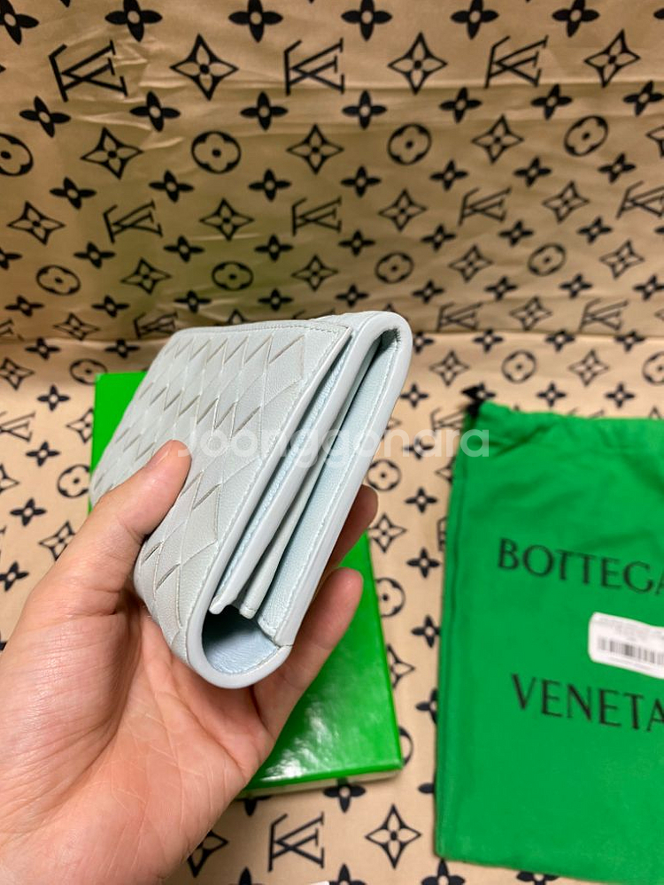 보테가베네타 신형 안트레치아토 지퍼 장지갑--4