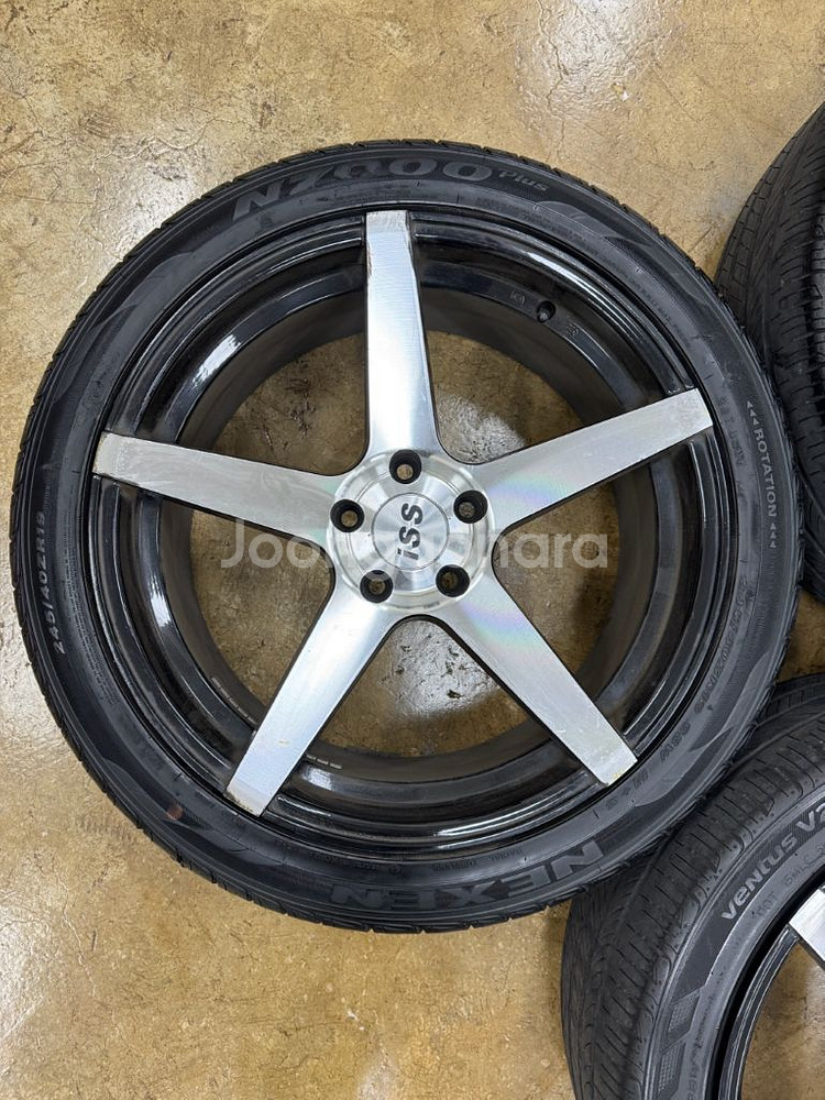 CV3 19인치 휠 타이어 팝니다--4