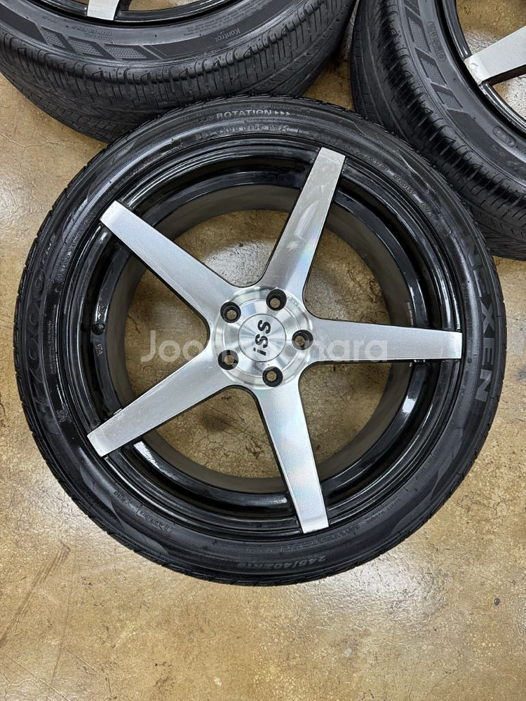 CV3 19인치 휠 타이어 팝니다--1