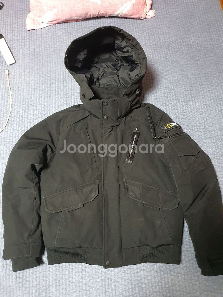 내셔널지오그래픽 숏패딩 타루가 RDS 덕 다운 점퍼 90-95사이즈 팔아요--2