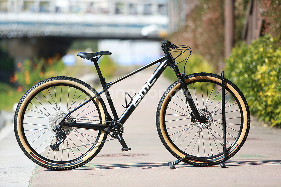 *상태좋음*22년 BMC 투스트로크 01 FIVE S -29인치---0