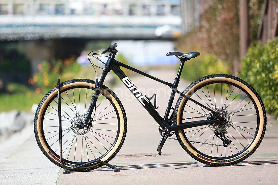 *상태좋음*22년 BMC 투스트로크 01 FIVE S -29인치---1