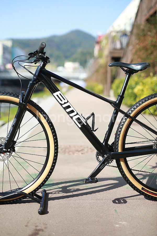 *상태좋음*22년 BMC 투스트로크 01 FIVE S -29인치---5