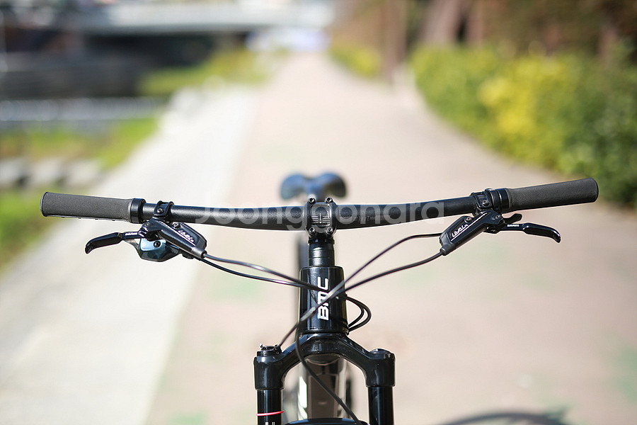 *상태좋음*22년 BMC 투스트로크 01 FIVE S -29인치---8