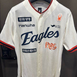 한화이글스 40주년 어센틱 105 팝니다!