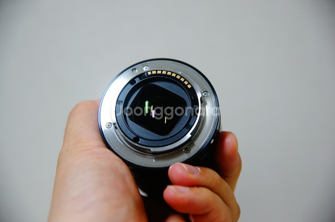 [소니] 여친렌즈 SEL 50mm f1.8 블랙--4