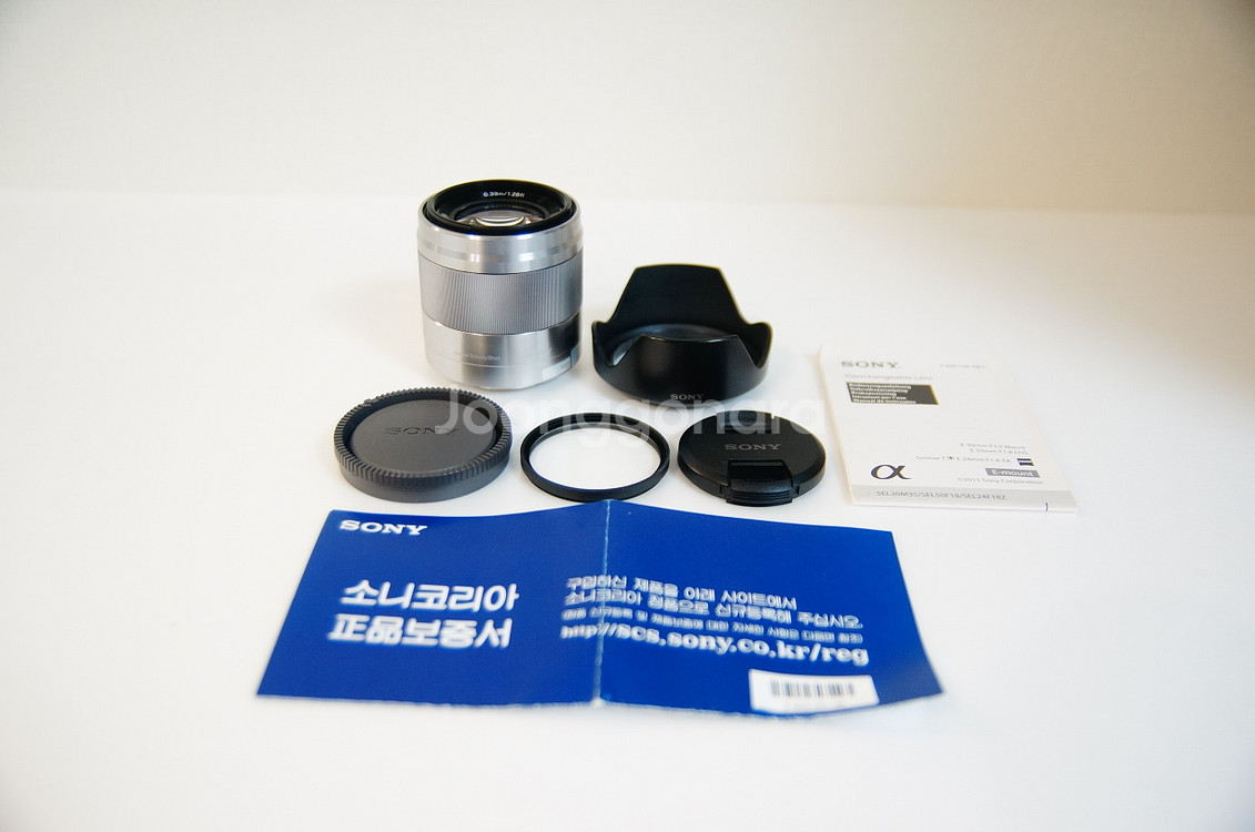 [소니] 여친렌즈 SEL 50mm f1.8 단렌즈--0