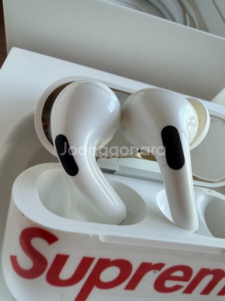 에어팟맥스 8핀, 에어팟프로 1세대--8