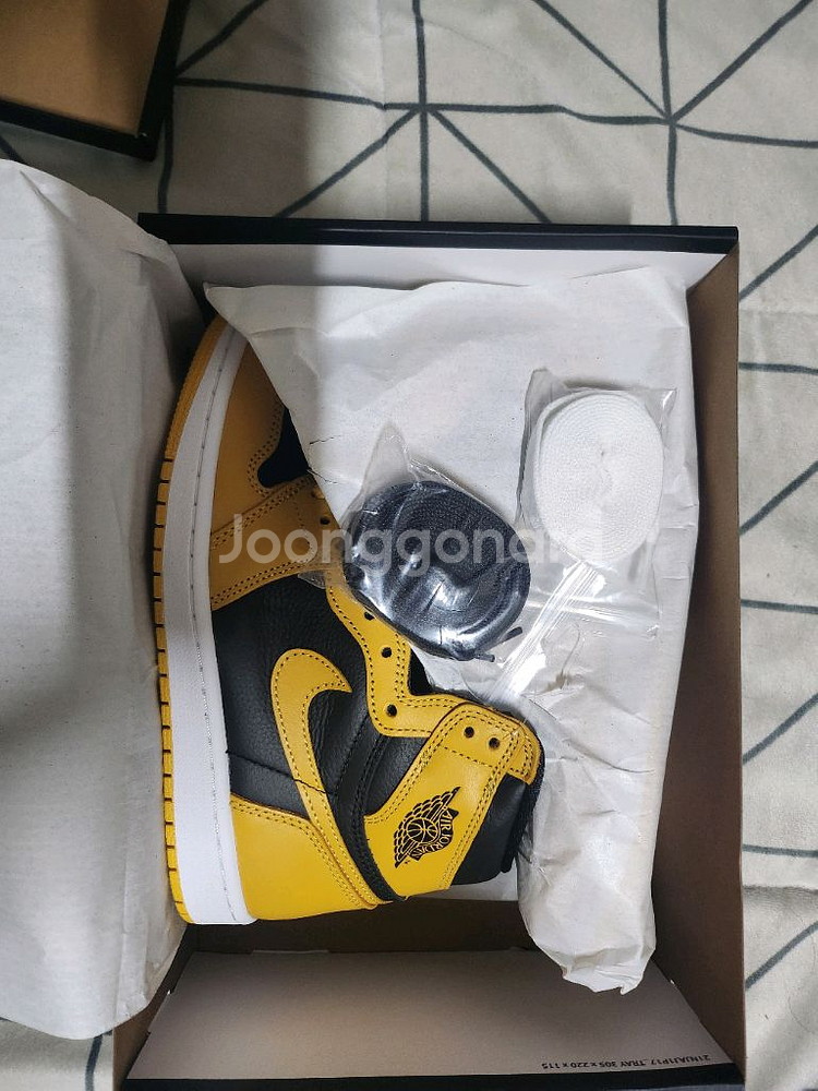나이키 에어조던 1 레트로 옐로우--0