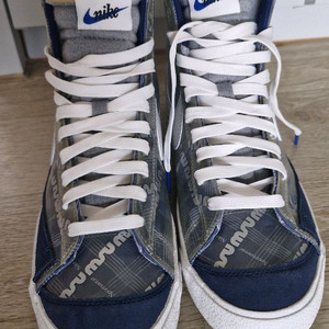 나이키 블레이저 270