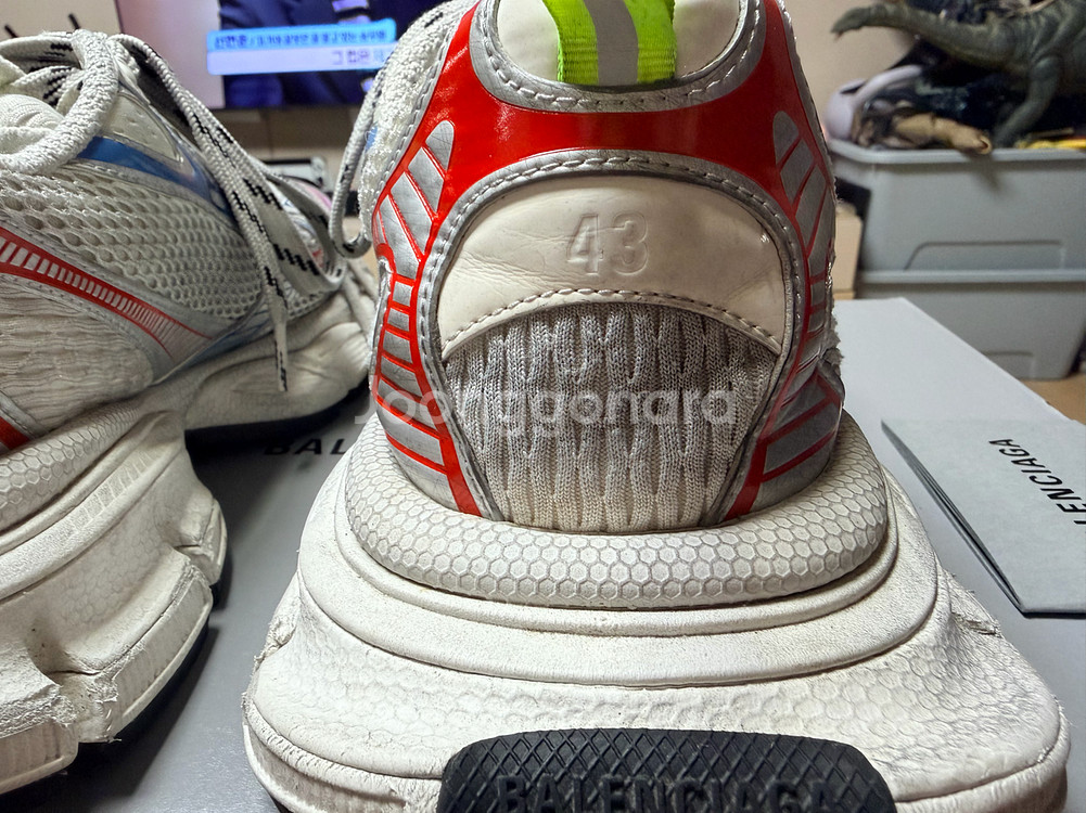 발렌시아가 3XL 43사이즈--3