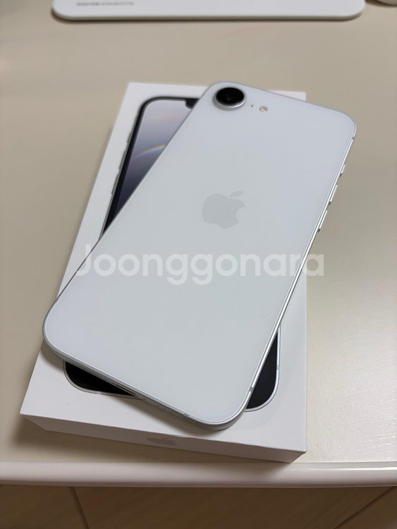 아이폰 16e 화이트 128기가 자급제--0