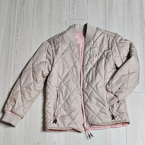 뉴발란스키즈 양면 퀼팅패딩 130