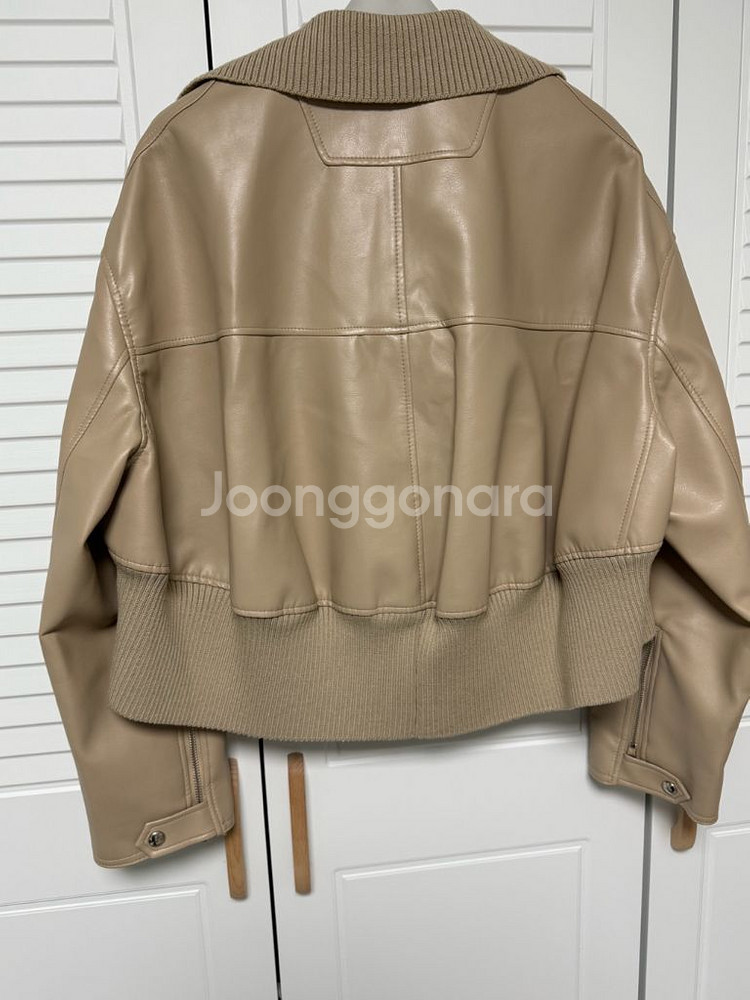 2023 한섬 시스템 레더 자켓--1