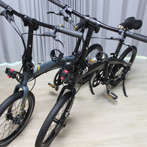 턴버지r10 1대 판매 합니다.(검정색)