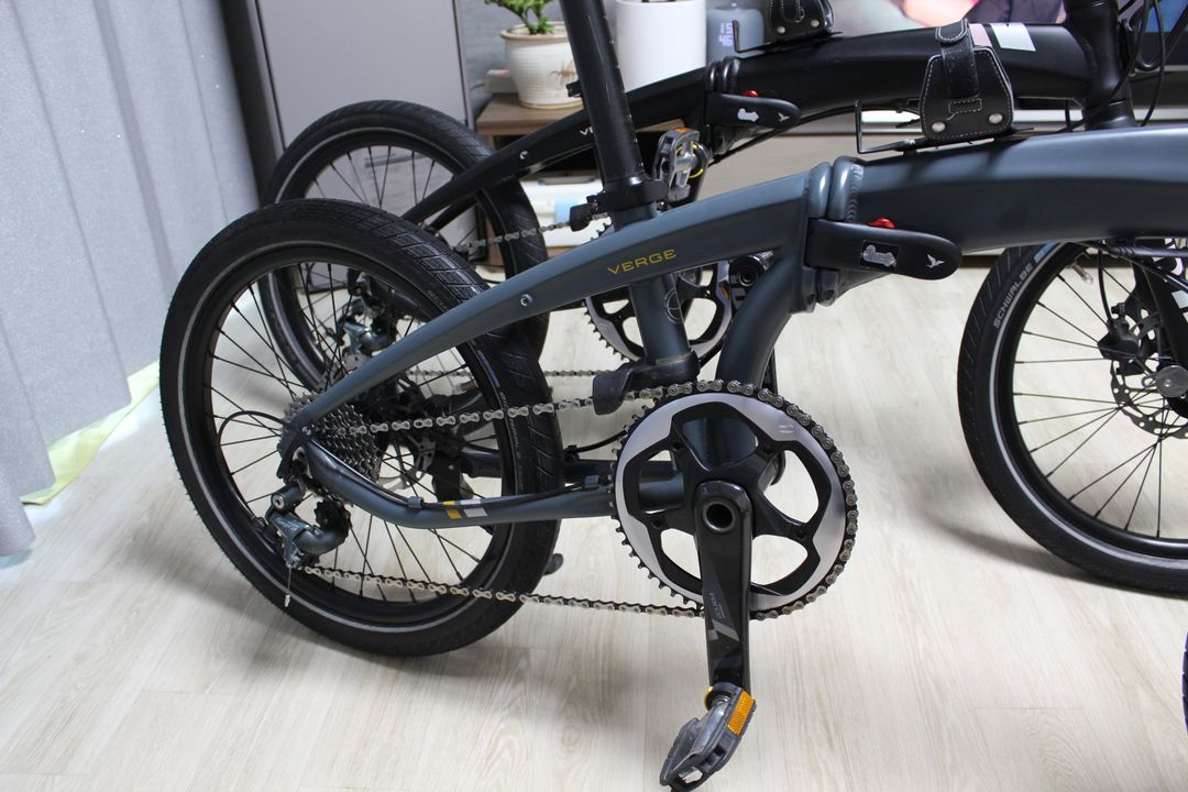 턴버지r10 1대 판매 합니다.(검정색)--3