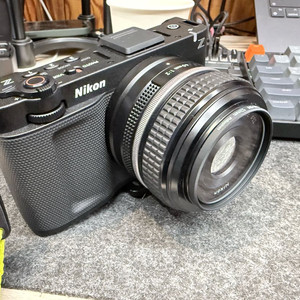 니콘 zr, 24-120mm f/4 S, 40mm f/2