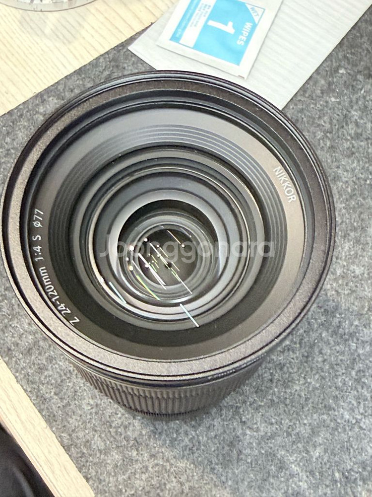 니콘 zr, 24-120mm f/4 S, 40mm f/2--4