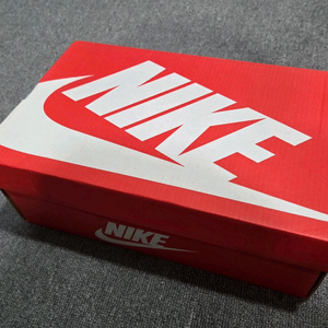 나이키 리액트X 리주버네이트 베이지 w235 팝니다