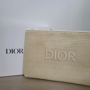 정품) 디올 라탄 지퍼 파우치 (코스메틱)