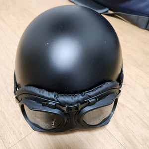 오토바이 헬멧 M사이즈