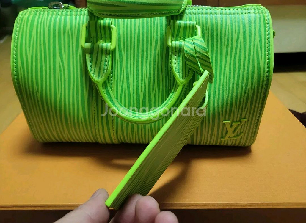 루이비통 X 박서보 키폴(새상품)--4