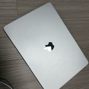 맥북에어 M4 32GB 1TB 실버 (25년 5월 구매)