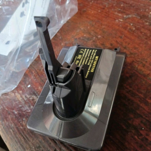 다이슨 V6 무선청소기 배터리 어댑터,애플용 핸드폰 커버, 이미지