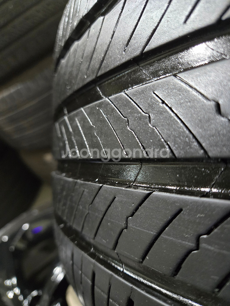 제네시스G70 스포츠 19인치 순정 휠타이어 판매합니다--5