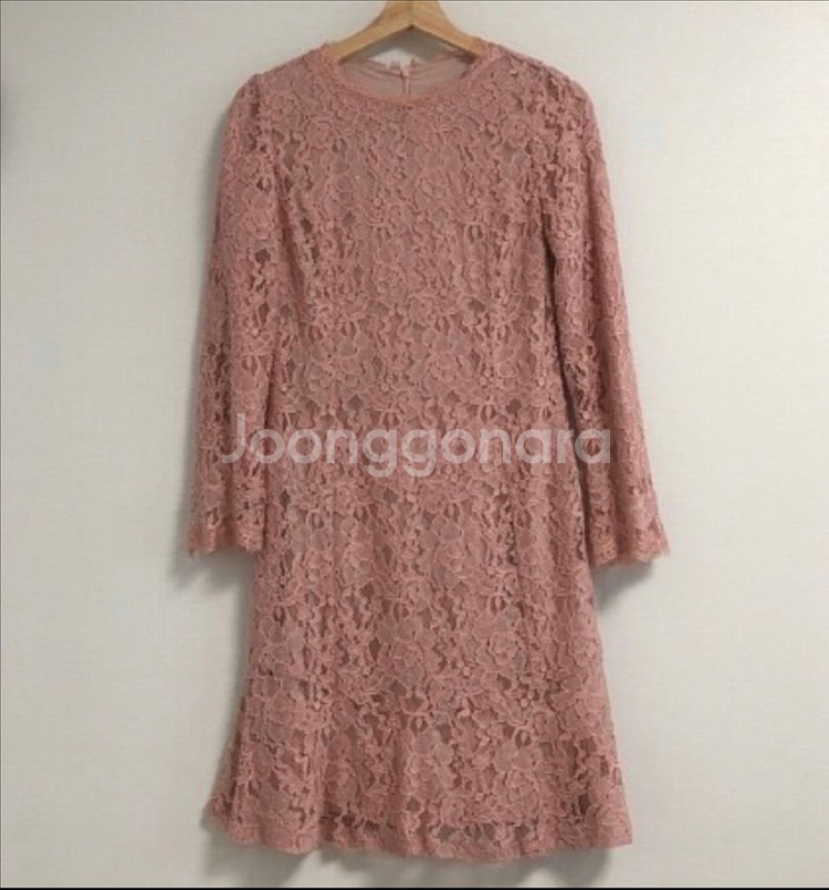 미니멈 레이스 밑단프릴 슬림핏 원피스--2