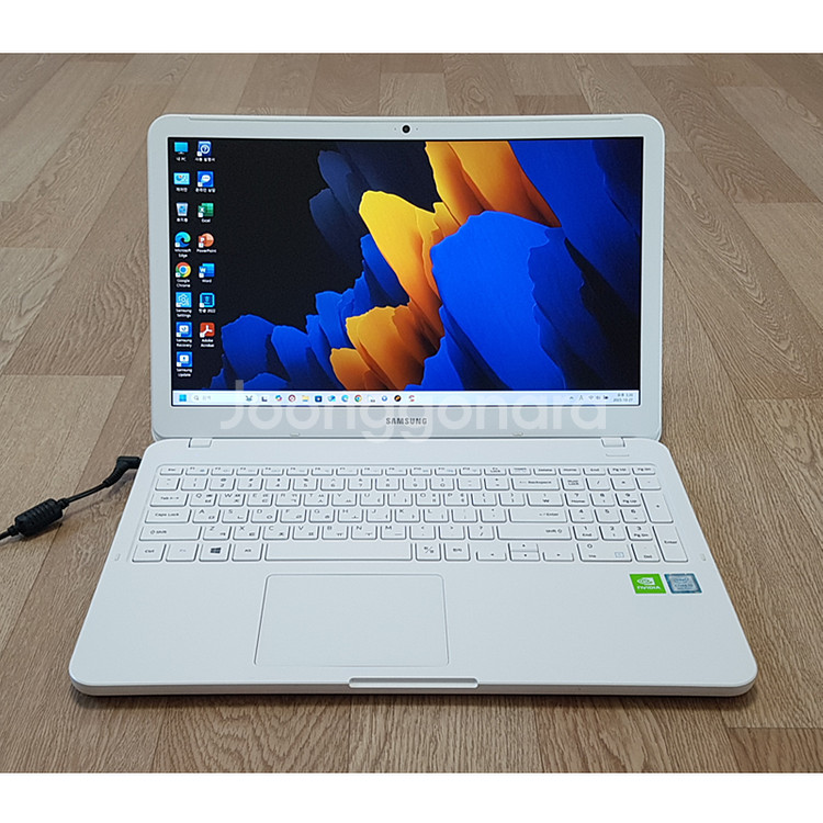 삼성 노트북 NT550EBE 판매합니다--0