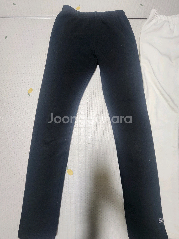 여아 레노마키즈 기모레깅스 160사이즈 화이트, 블랙 총 2벌--2