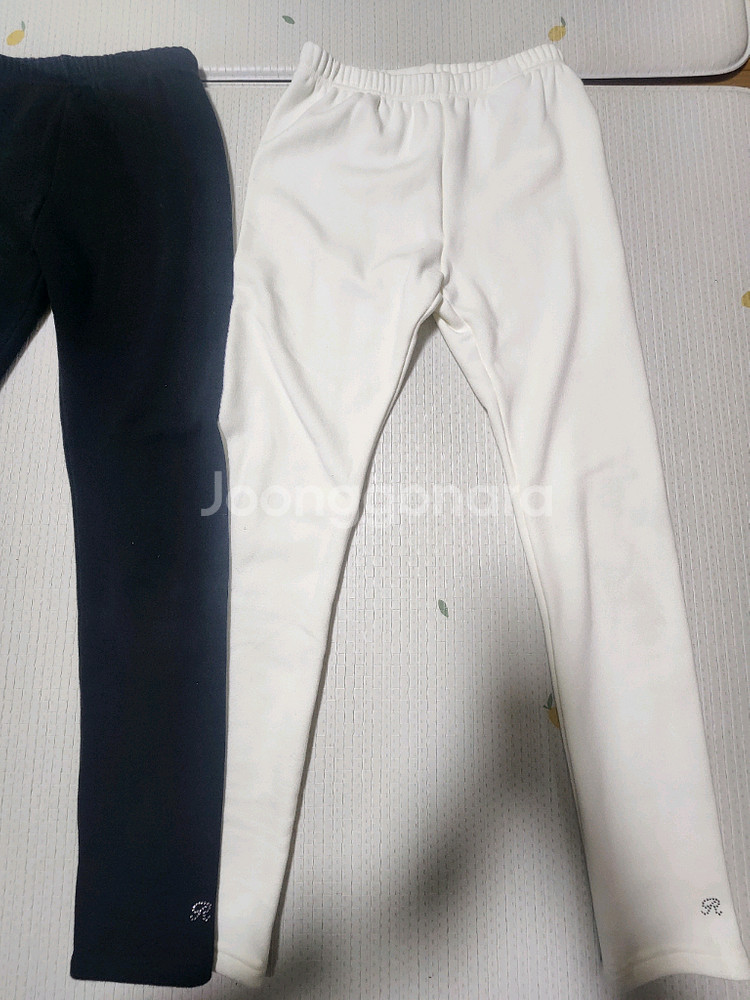 여아 레노마키즈 기모레깅스 160사이즈 화이트, 블랙 총 2벌--1