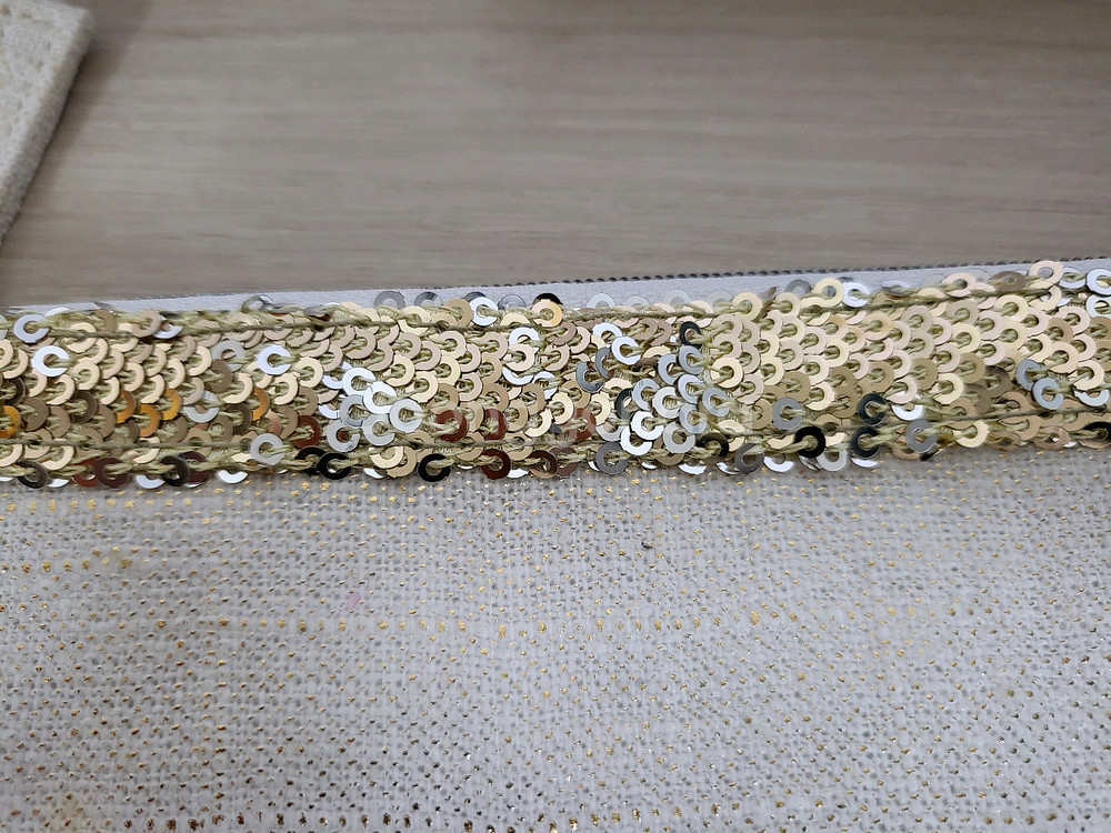 정품) 디올 스팽글 파우치 (코스메틱)--1